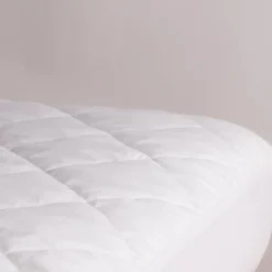 The Sleep Store Quilted Waterproof Mattress Protector Topper - SECONDS